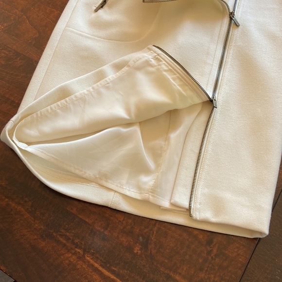 J Crew Asymmetrical Zip Pencil Skirt Wool Ivory Size 2 - Picture 6 of 13
